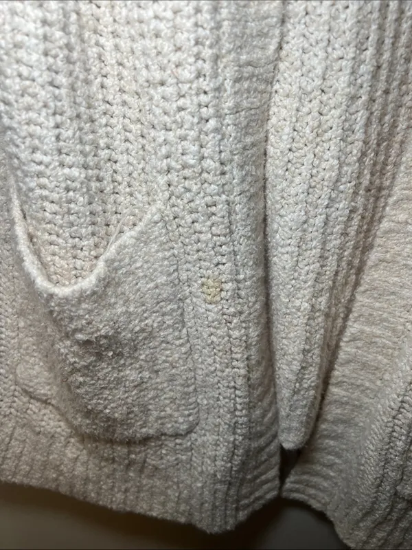 American Eagle Cream Knit Cardigan - Image 2