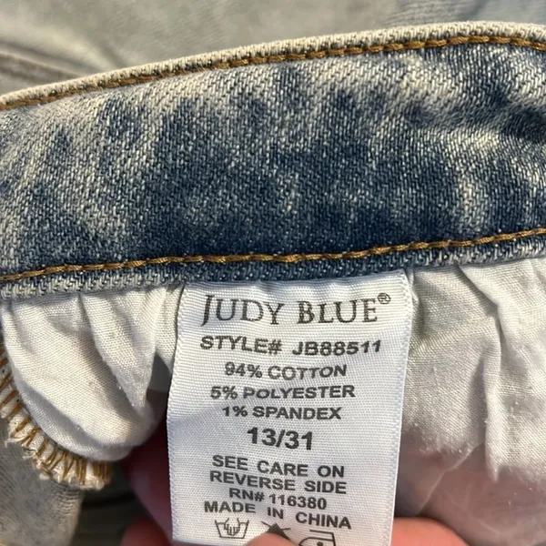 Judy blue straight cut‎ jeans size 13/31 - Image 4