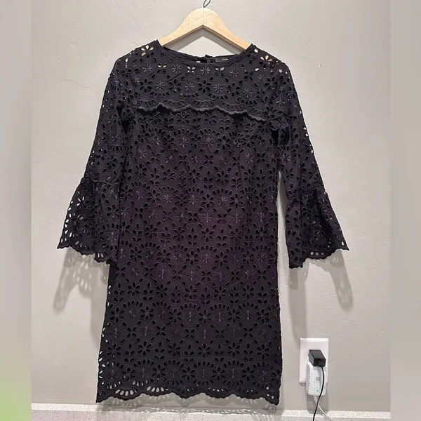J.Crew Black Bell Sleeve Dress Embroidered Eyelet Size‎ 4 - Image 3