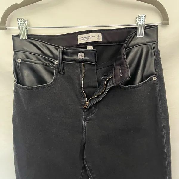 Abercrombie & Fitch Super Skinny Ankle Women Jeans Sz 6 Y2K Grunge Faux Leather - Image 3