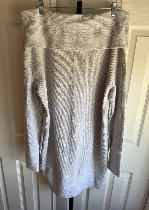 Lululemon Women's Along the Way Dress Ultra Light Gray Size: L - Image 4