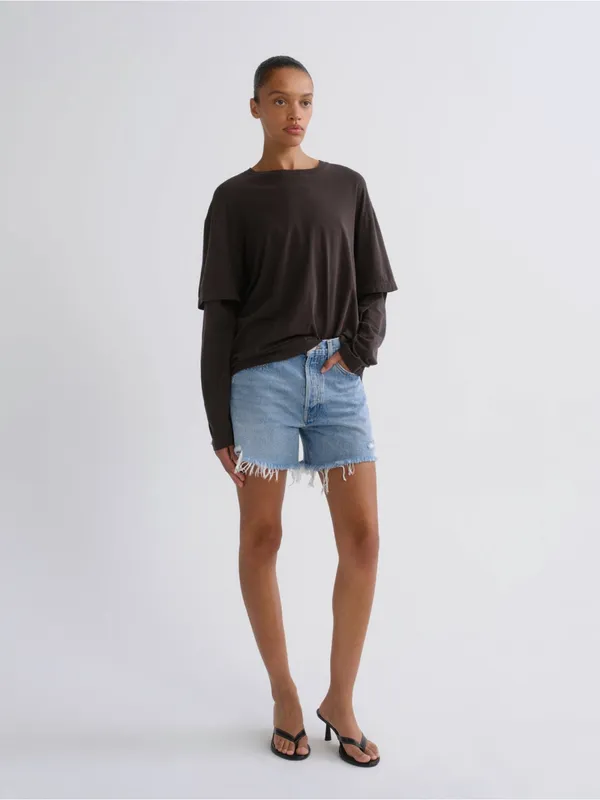 Agolde Parker Long Vintage Cut Off Denim Shorts in Swapmeet - Image 2