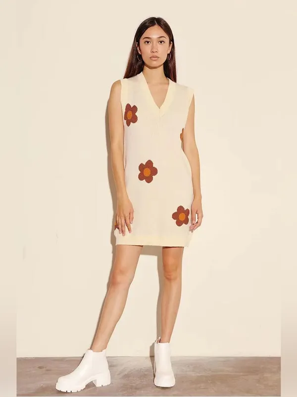 Miss Sparkling Cream Brown Floral V Neck Sleeveless Knit Sweater Mini Dress NWT - Image 4