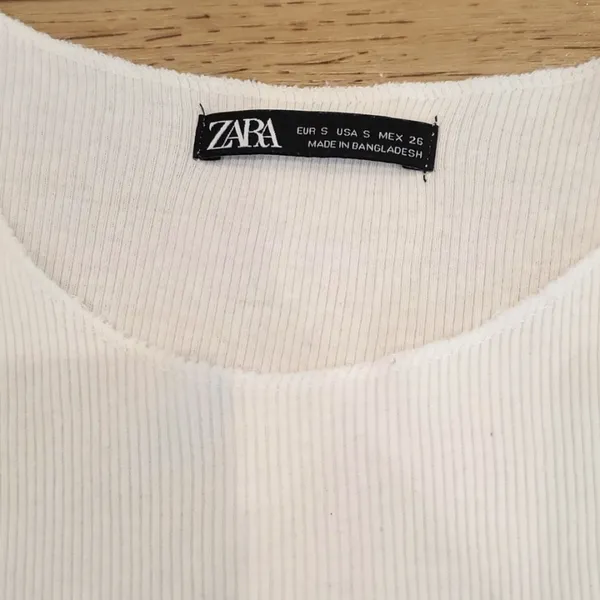 Zara White Ribbed Cropped Tank Top - Image 3