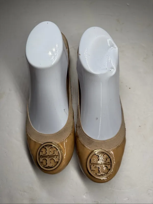Tory Burch Tan Patent Leather Caroline ballet flats 6.5 neutral casual office - Image 3