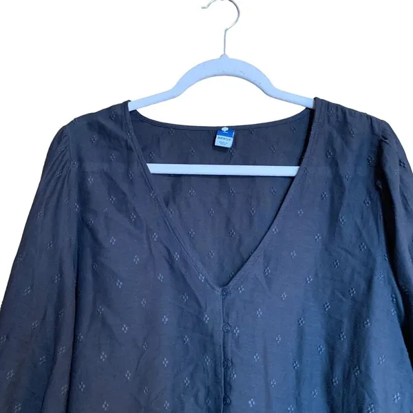 Old Navy Womens Plus Size XXL Gray Floral Embroidere V-Neck Popover Blouse - Image 2