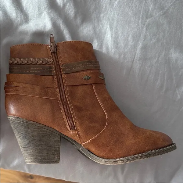 $80 NEW Jellypop Women's Jennifer Heeled Ankle Boots western 10 - Image 9