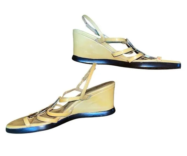 Stuart Weitzman Strappy Tortoiseshell & Leather Wedge Sandals 6.5 - Image 7