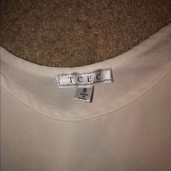 white flowy tank top - Image 2