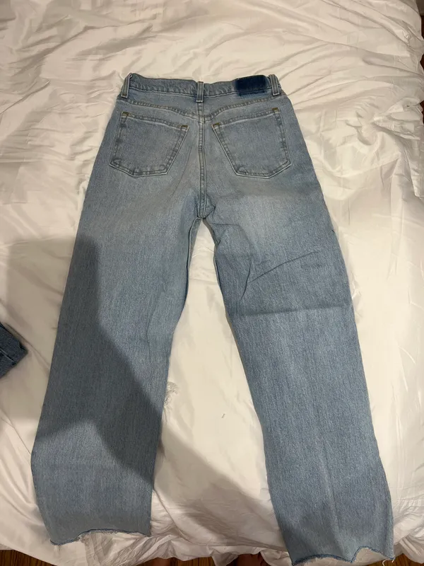 Abercrombie 90s Ultra High Rise Jean - Image 2