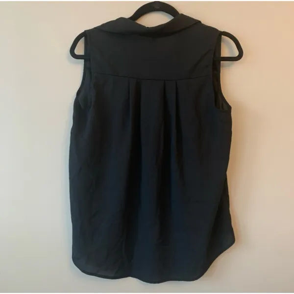Monteau Black Sleeveless Button Up Blouse Size Large - Image 3