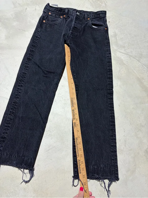 Levi Strauss Levi’s 501 premium black denim jeans 30x30 frayed - Image 4