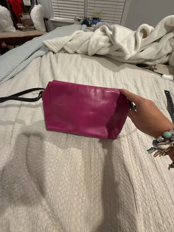 Kate Spade New York Hot Pink Leather Crossbody Bag with Floral Lining - Image 3