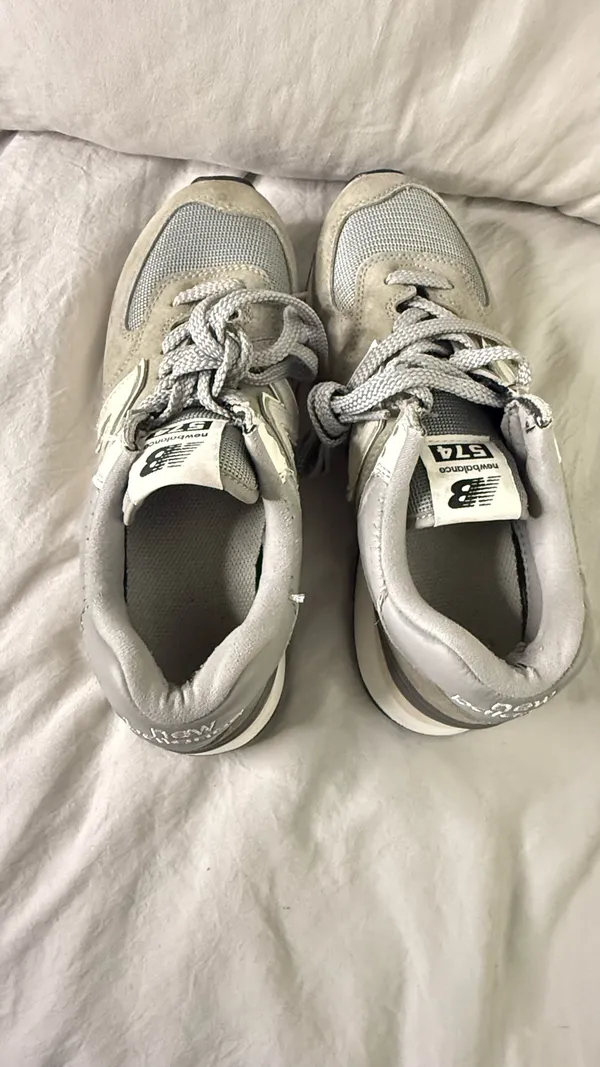 New Balance 574 Women’s Shoes Size 7.5 Used - Image 5