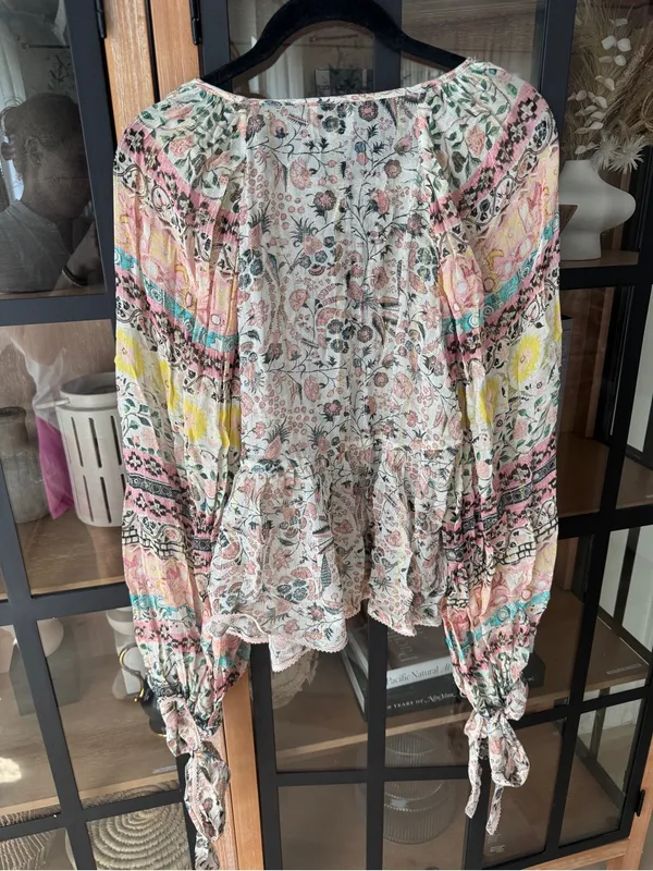 Hemant & Nandita blouse top long sleeve tie front mixed print floral patchwork - Image 3