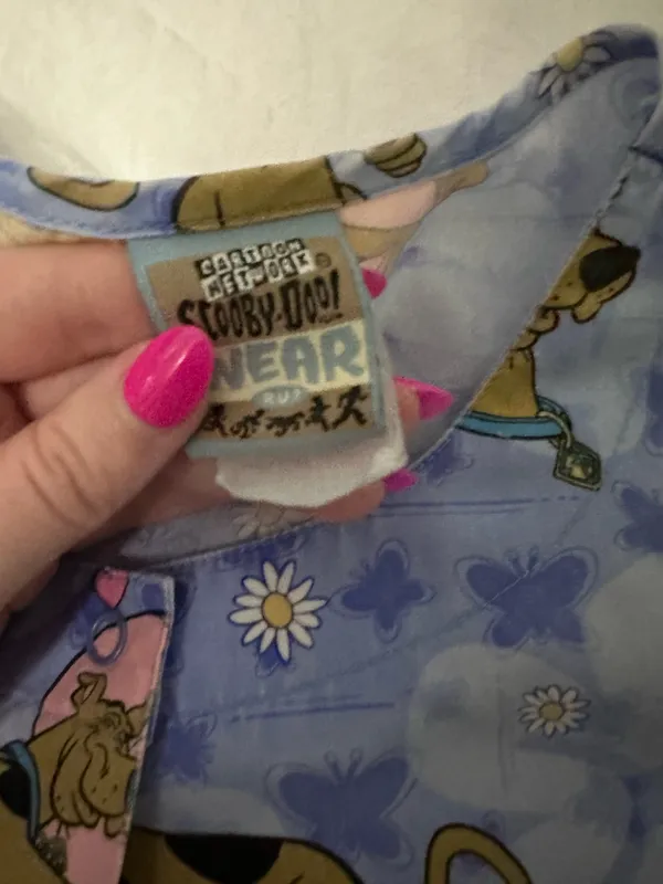 Warner Brothers Scooby scrub jacket - Image 2