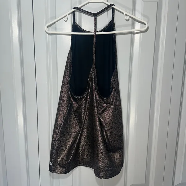 Fabletics Ciara Tank Top Womens M‎ Rose Gold Metallic Shimmer T-Back Racerback - Image 4