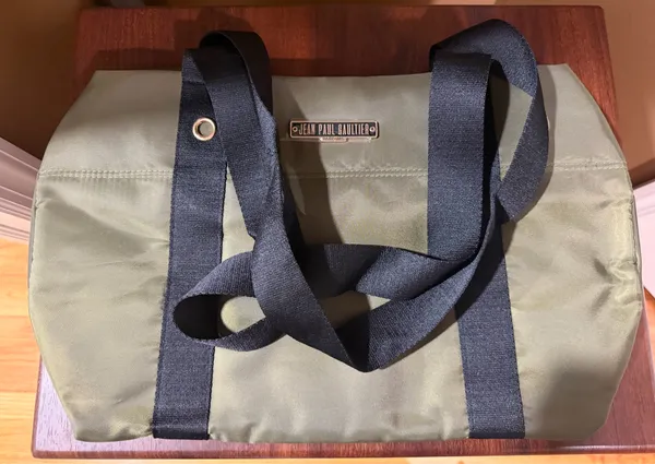 Army green duffel bag NWT - Image 8