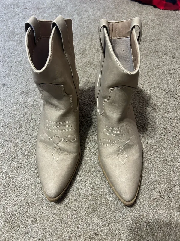 Rachel Zoe Cowboy booties - Image 4