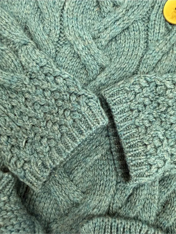 Aran Woollen Mills 3 Button Long Supersoft Merino Wool Cableknit Cardigan Blue - Image 11