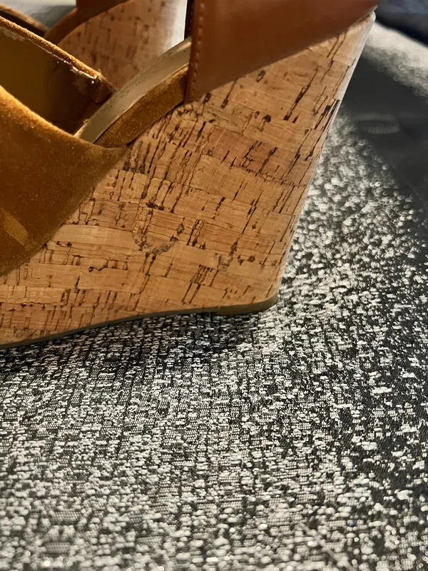 Womens 6.5 Marc Fisher Hadeya Open Toe Cork 4.5" Wedge Sandal - Image 10