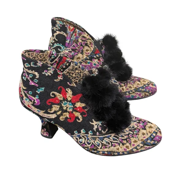 Baci Daisy Floral Tapestry Booties Faux Fur Pom Pom Kitten Heel Black Multi 9M - Image 2