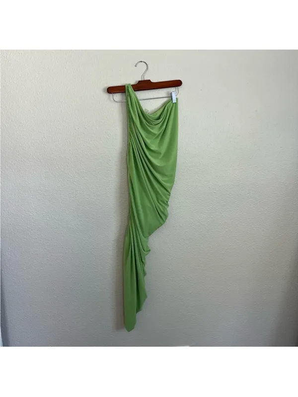 Norma Kamali Diana gown in green - Image 4