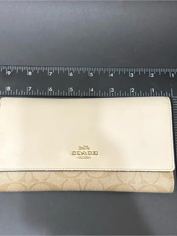 COACH Chalk/ Khaki Coated Signature Canvas Slim Trifold Wallet - Image 3