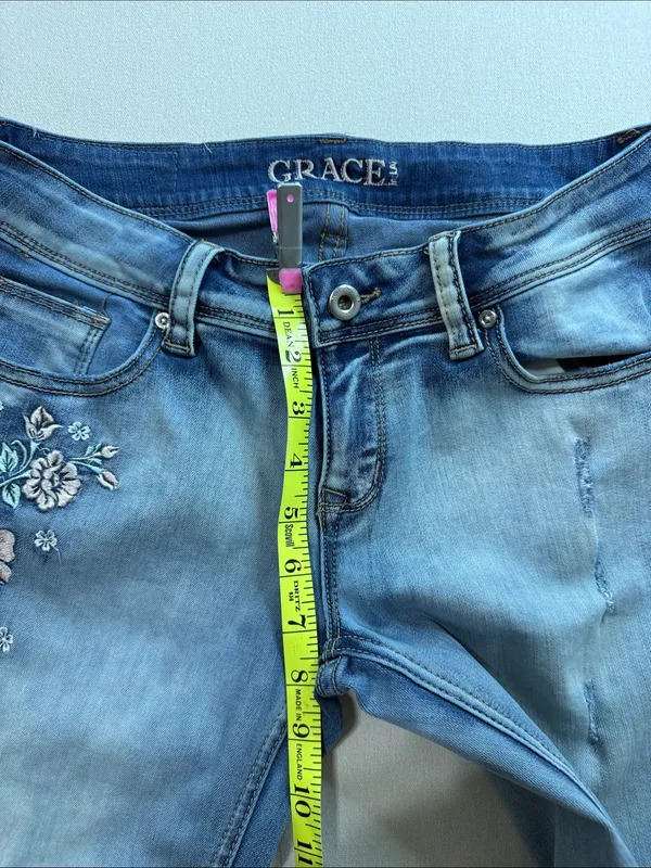 Grace Light Blue Cropped Embroidered Frayed Hem Jeans - Image 3