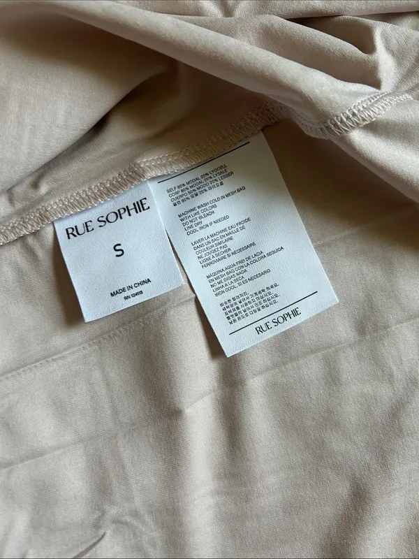 Off-Shoulder Maxi Dress in Light Beige with Long Sleeves - Image 5