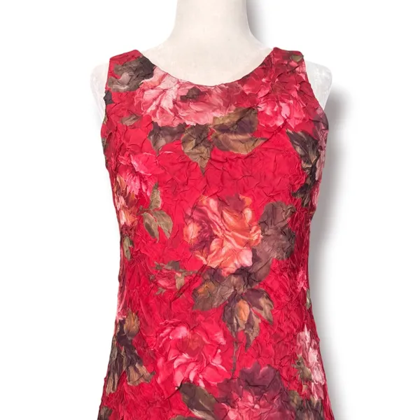 Vintage Red Floral Crinkle Maxi Dress Sleeveless Open Keyhole Back Romantic - Image 2