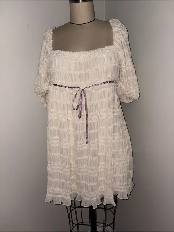 Urban Outfitters Daphne Puff Sleeve Dress Size Large - Image 6