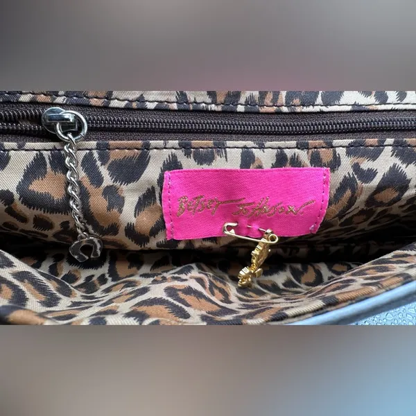 Betsey Johnson Bow Clutch Bag - Image 4