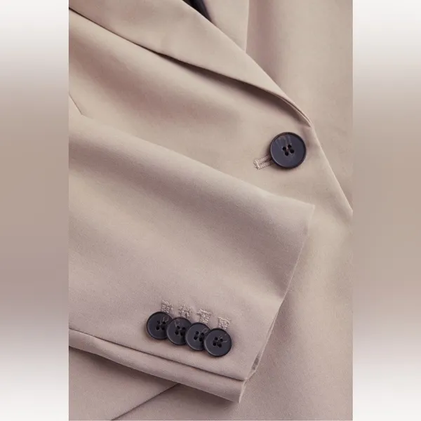 H&M Oversized taupe boyfriend blazer - Image 2