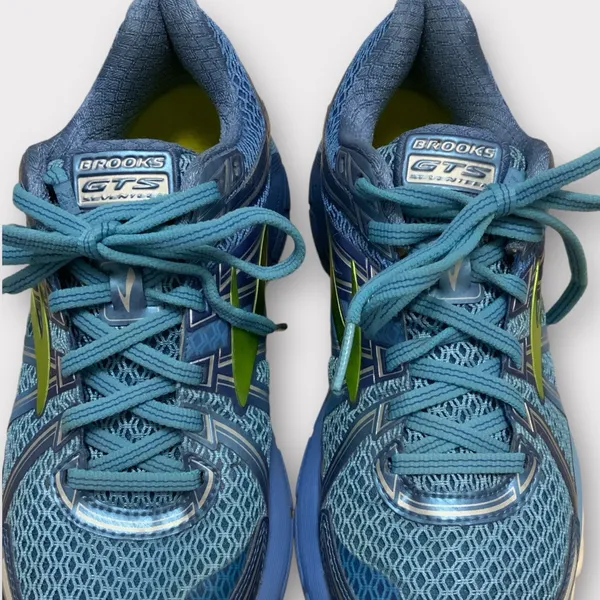 Brooks Adrenaline GTS 17 Azure Blue Lime Punch Size 7 - Image 2