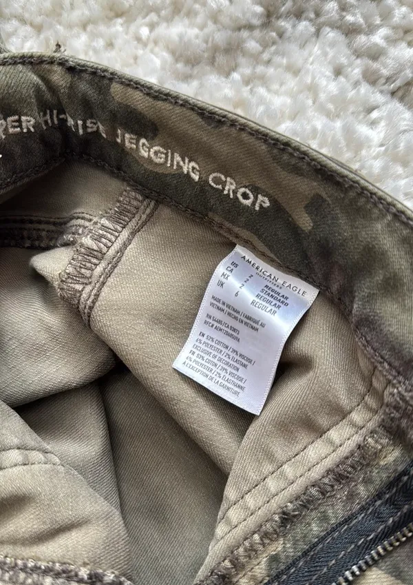American Eagle Pants Cargo - Image 3