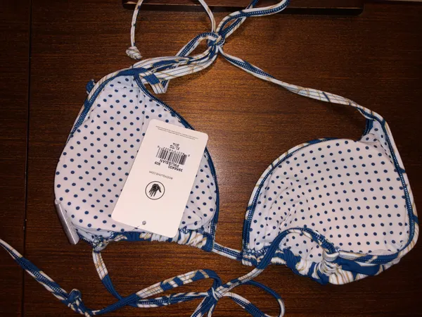 Body Glove NWT Women's Lush Dita Triangle Bikini Top - XL - Image 5
