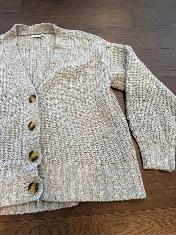American Eagle Outfitters Light Gray Cropped Cardigan Size Small - C33-044 - Image 5