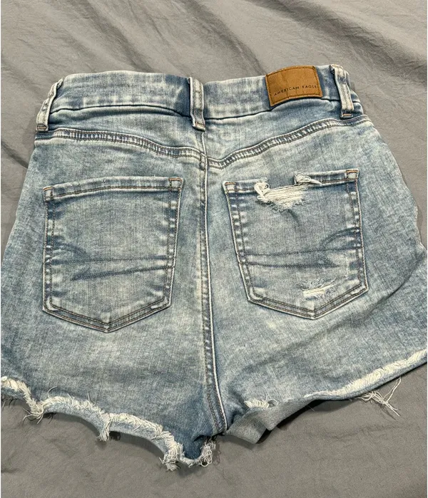 American Eagle Shorts High-Rise - Image 2