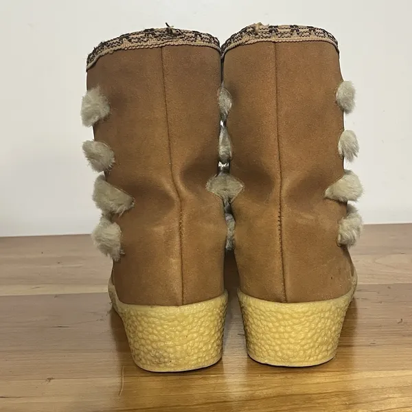 Vintage 70s Snowland Faux Fur‎ Boots Size 8 Sherpa Lined Lace Up Retro Winter - Image 6