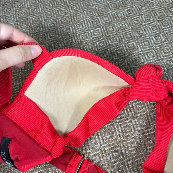 Beach Riot Sophia Knot Front Top Red 14”Laying Fat Across Beach Vacation Sexy - Image 6