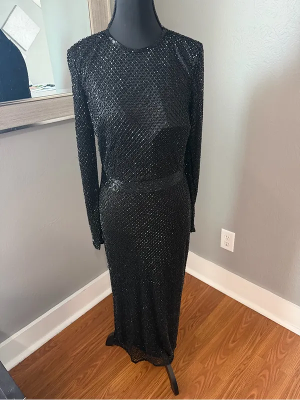Mac Duggal Fully Beaded Whimsygoth MIDI Cocktail Sheath Dress Black 8. - Image 2