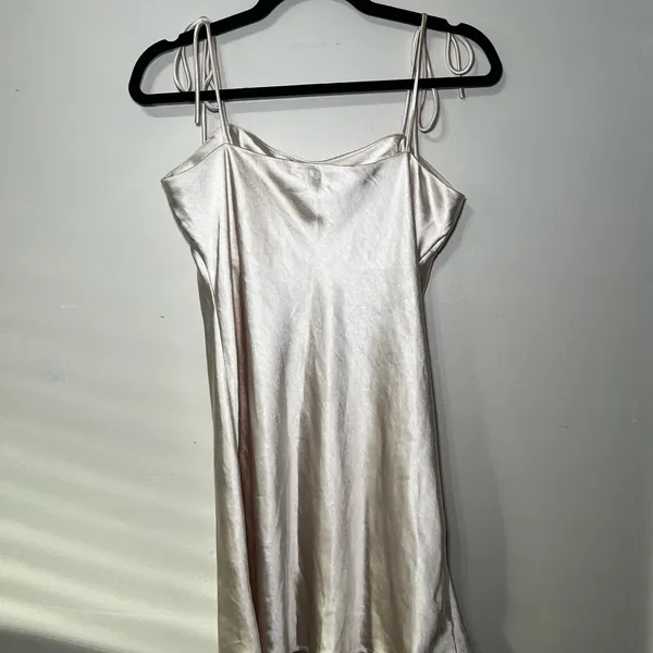 Princess Polly Cream Satin Dress - Image 4