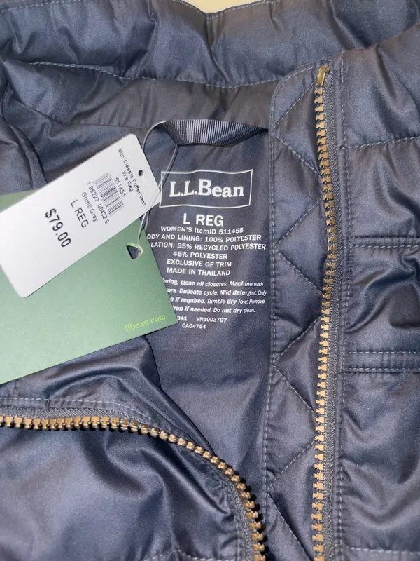 L.L. Bean Puffer Vest - Image 2