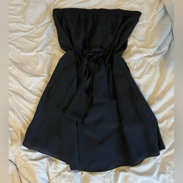 Express Black Strapless Dress - Image 3