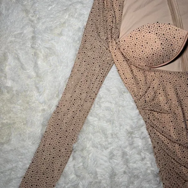 Oh Polly Embellished Gold Dress Bodycon Sweetheart‎ ( few stones off ) USA 8 - Image 6