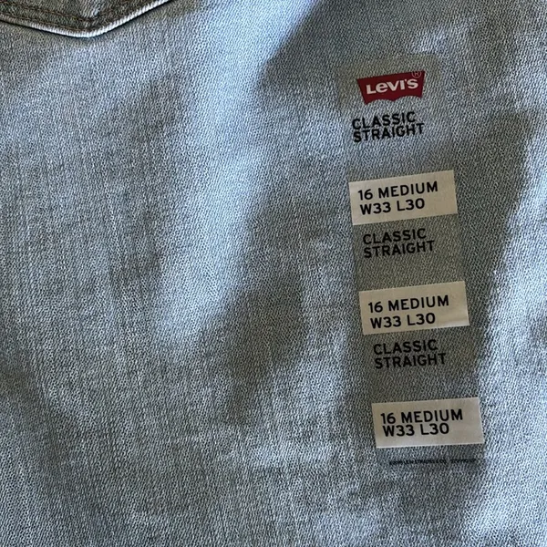 NWT mid rise classic straight Levi’s Light Blue Denim size 16 med 33 x 30 - Image 5
