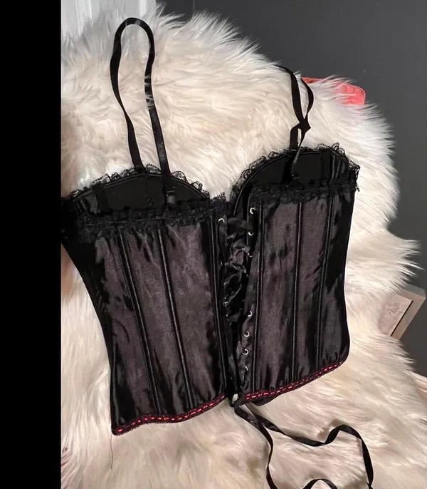 Seductive Lace - Image 6