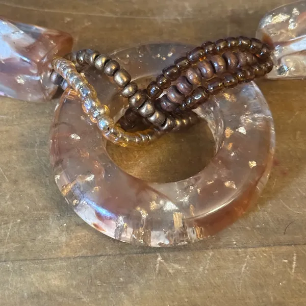 Chunky mixed beads and acrylic links statement necklace Brown - Image 3