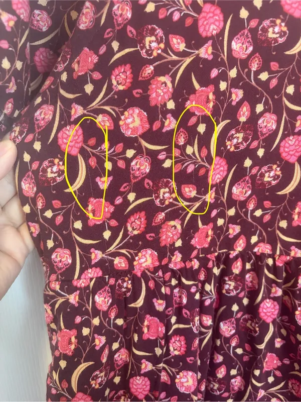 Old Navy Burgundy Floral Tiered Mini Dress Size Small V Neck Short Sleeve Maroon - Image 8